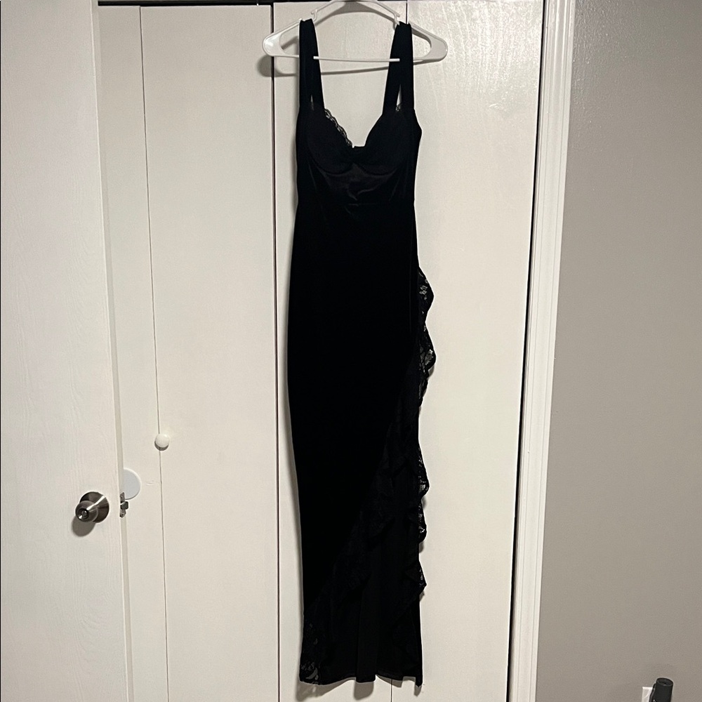 Windsor Black Lace Trim Maxi Dress